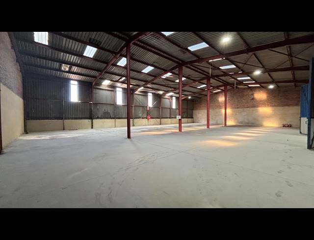 6,225M² WAREHOUSE FOR SALE IN CHLOORKOP